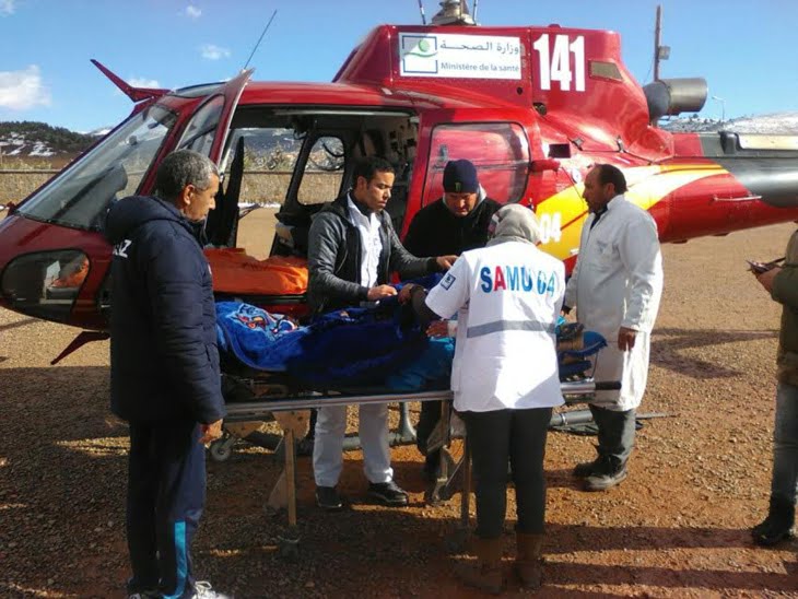 المروحية الطبية لوزارة الصحة تنقذ امرأة في حالة صحية حرجة بدوار محاصر بالثلوج ‎+ صور