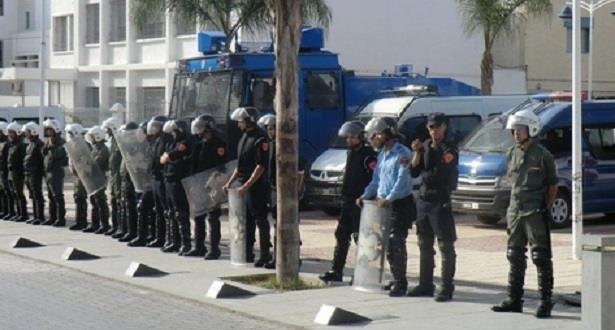 إصابة 27 عنصر أمن إثر تدخل لفض وقفات احتجاجية بمركز 