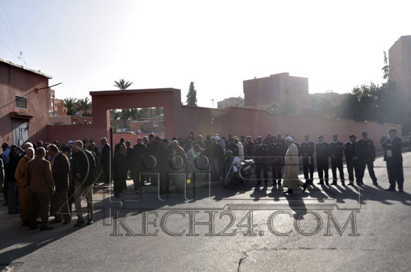بالصور: جنازة مهيبة تشيع جثمان الضابط 