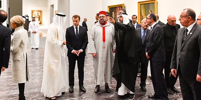 الملك يغادر الإمارات ويتوجه إلى قطر