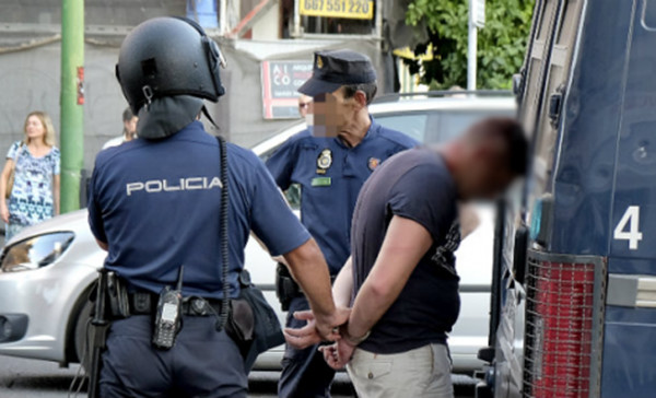 اعتقال مغربيين كانا يتجولان بـ10 كليوغرامات من الكوكايين داخل إسبانيا