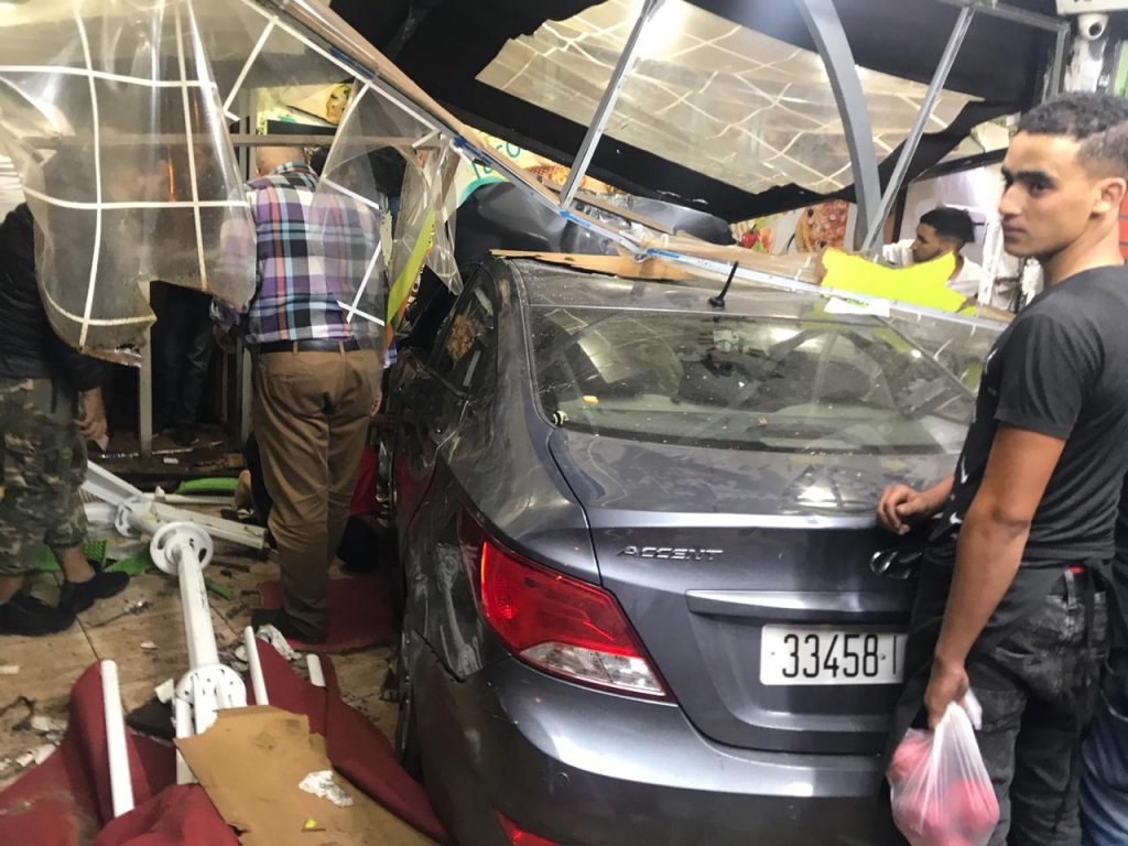 بالصور تفاصيل اقتحام سيارة لمطعم وسقوط ضحايا بمراكش Kech24 Maroc News ك شـ24 جريدة إلكترونية مغربية