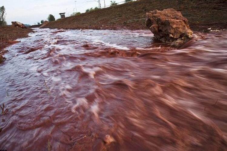 سيول جارفة تغمر دواوير بشيشاوة وتُخلّف طفلا مفقوداً 