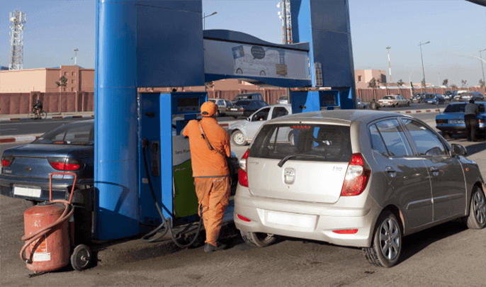 أرباب محطات الوقود يُنبّهون إلى فوضى القطاع بالمغرب 