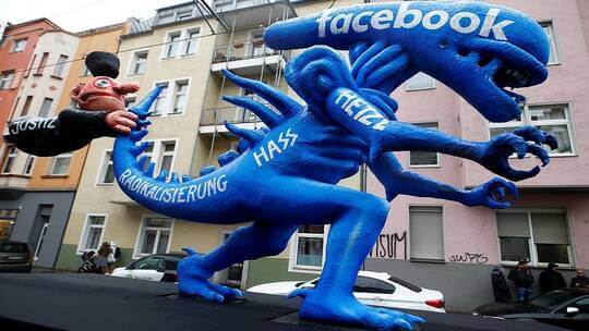 1000 شركة تقاطع “فيسبوك” والضرر يطال سمعة الشركة 