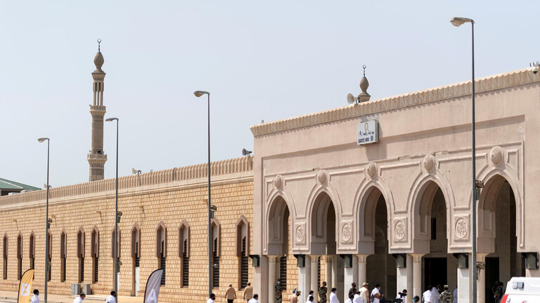 الصوت في المساجد مكبرات السعودية: قصر
